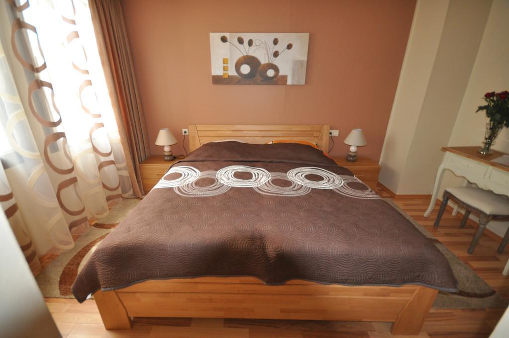 Hotel Restaurant "Athen" Münstermaifeld エクステリア 写真