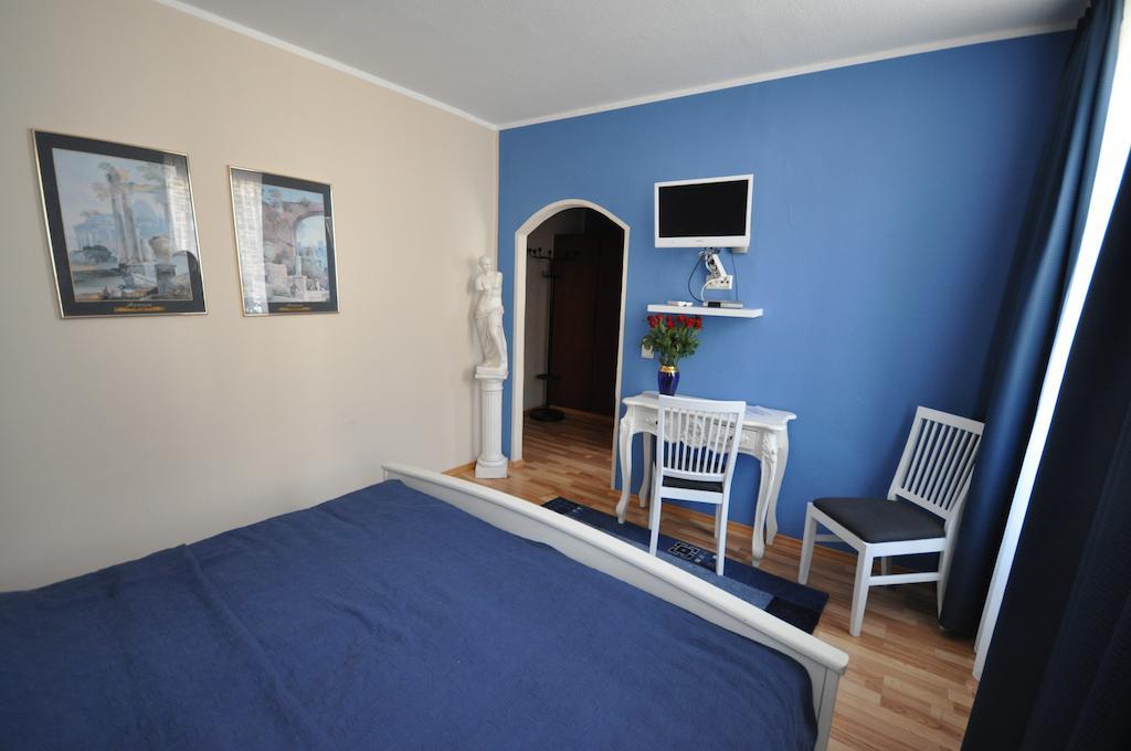 Hotel Restaurant "Athen" Münstermaifeld エクステリア 写真